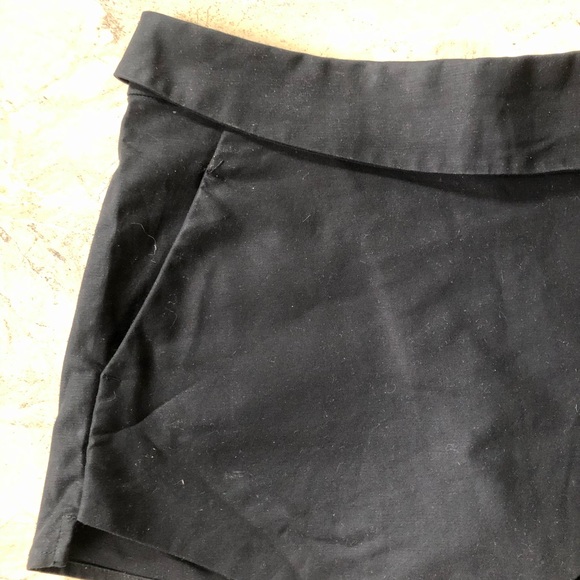 Aritzia Skort - Picture 2 of 4